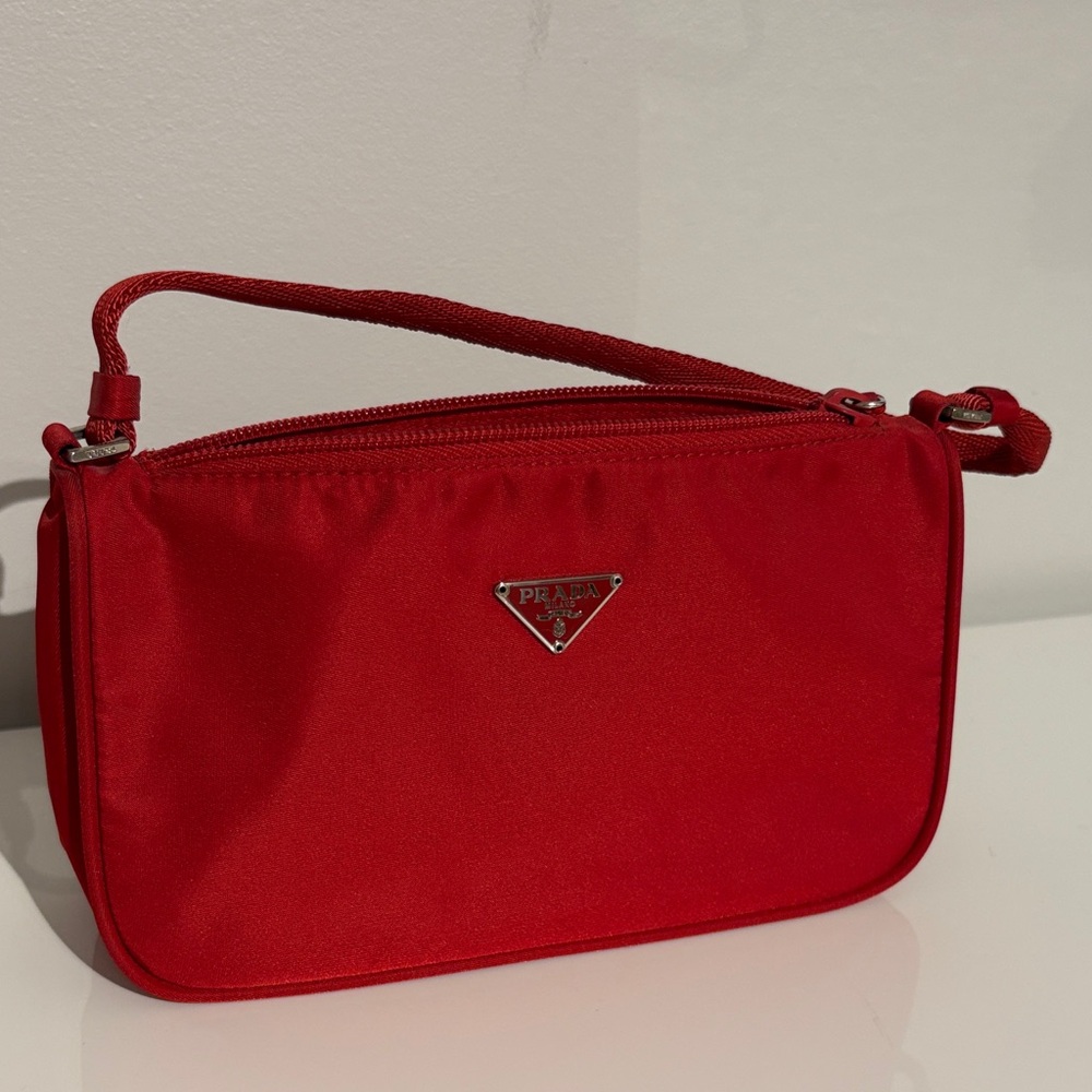 EUC 💯% Authentic Prada Red Tessuto Sport Hand Carry Zippered Purse